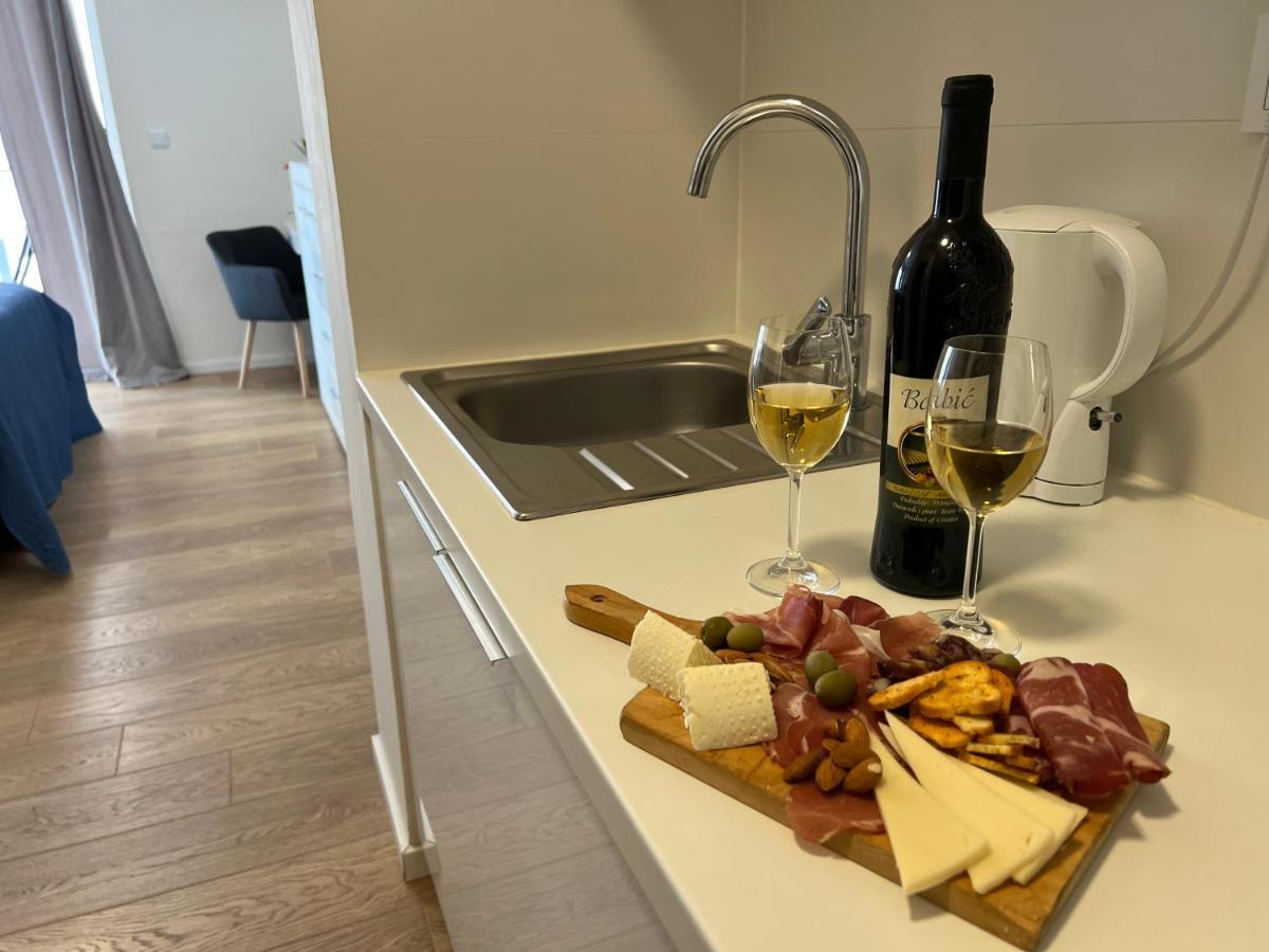 Studio Apartment Marina Mel Novi Vinodolski Dış mekan fotoğraf