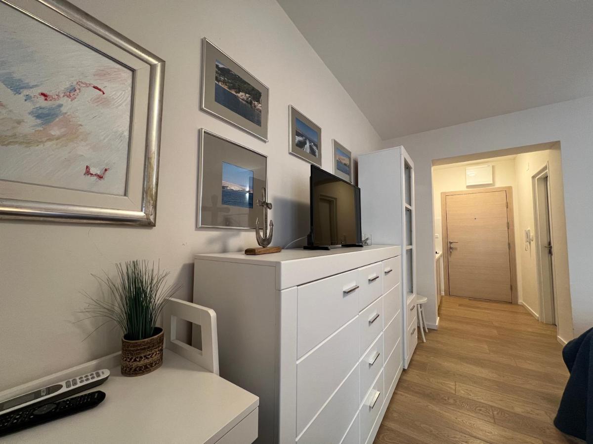 Studio Apartment Marina Mel Novi Vinodolski Dış mekan fotoğraf